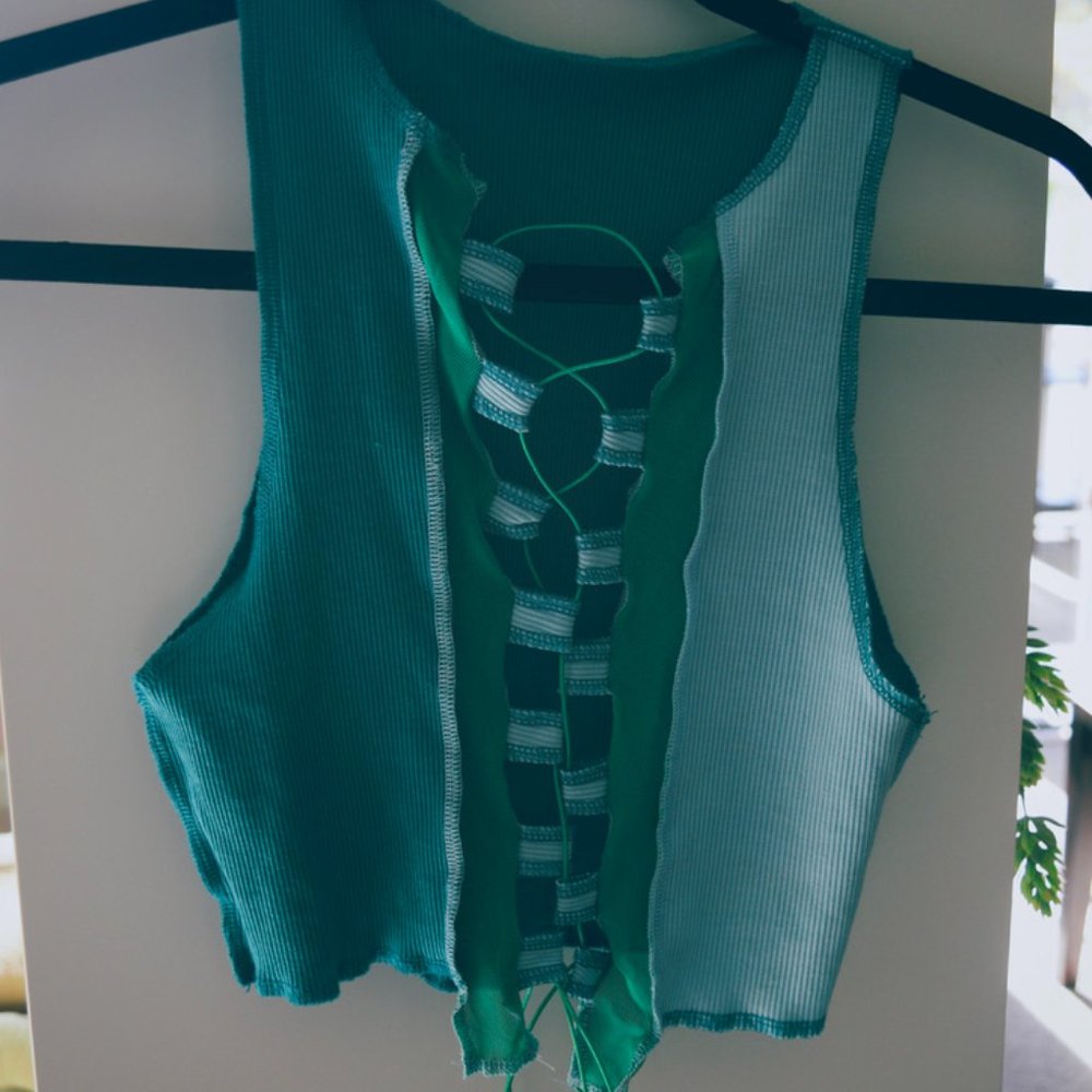 Tie-up crop top